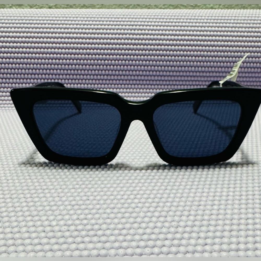 Black Cat-Eye Sunglasses